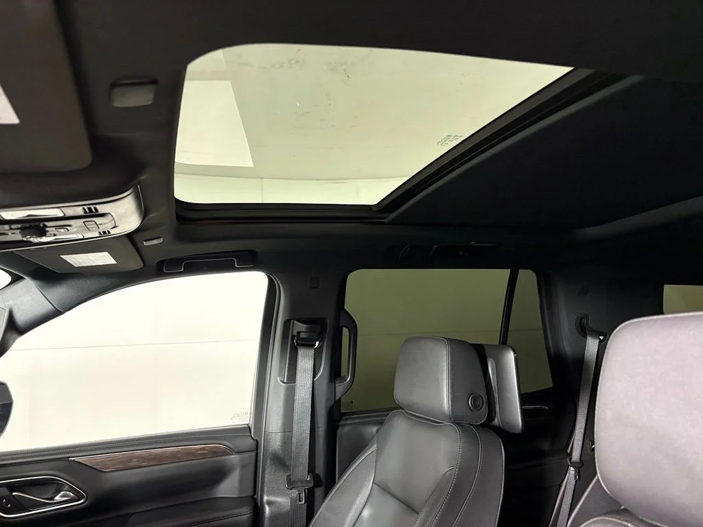 Used 2023 Beige Chevrolet Z71 image 40