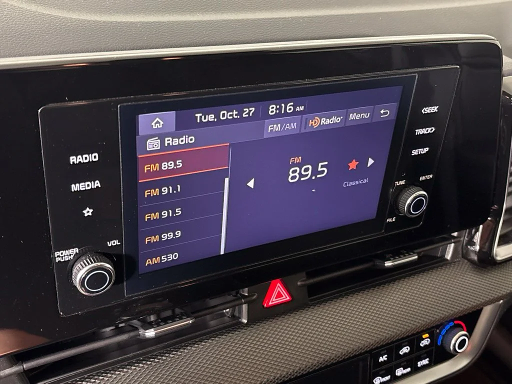 Used 2023 White Kia LX image 29