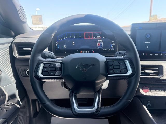 2024 Ford Mustang GT - Photo 9