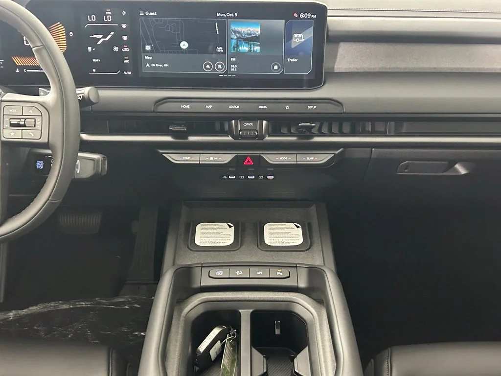 New 2027 Black Jade Green Kia X-Line EX image 2