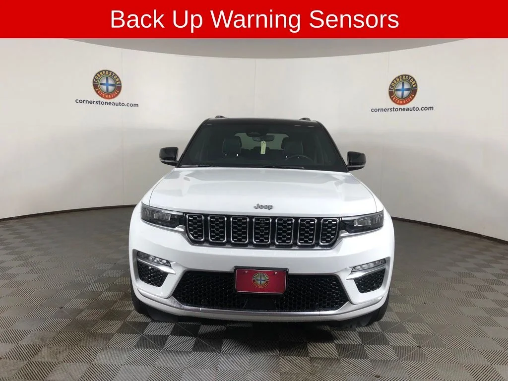 Used 2023 White Jeep Summit image 16