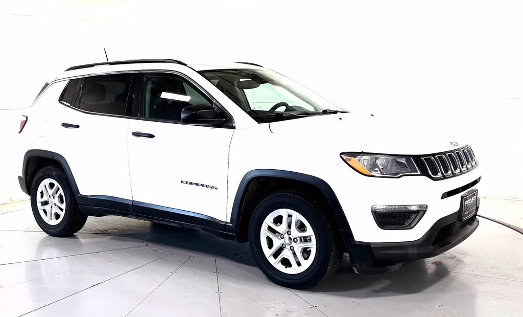 Used 2021 White Jeep Sport image 1