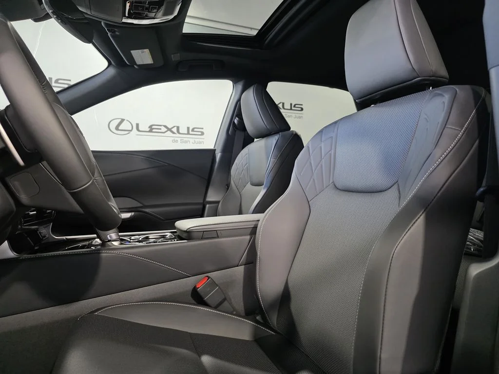 New 2026  Lexus 450h+ Premium image 15
