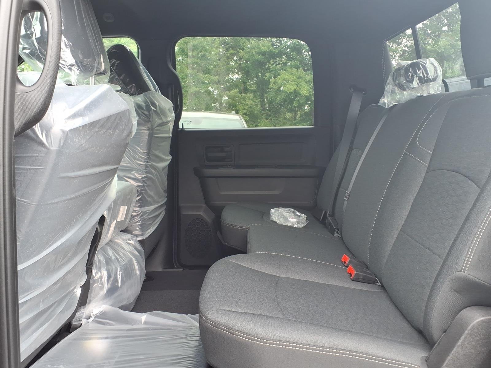 New 2026 Granite Crystal Metallic Clear-Coat Exterior Paint RAM Tradesman image 8
