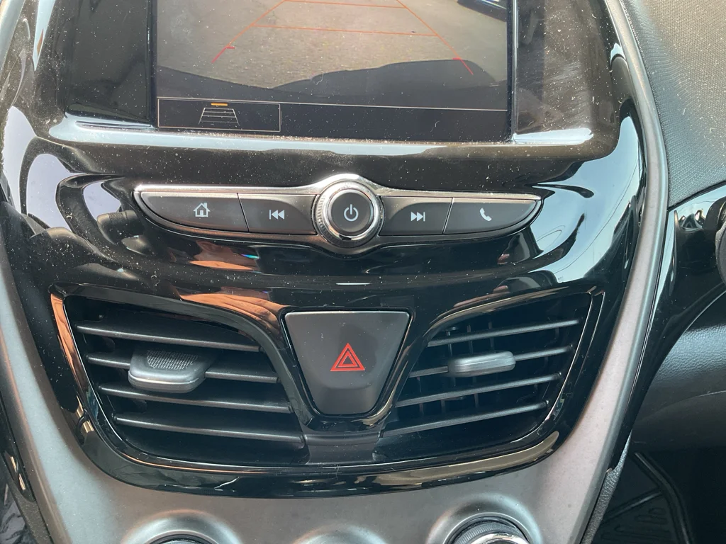Used 2020 Nightfall Gray Metallic Chevrolet LT image 18