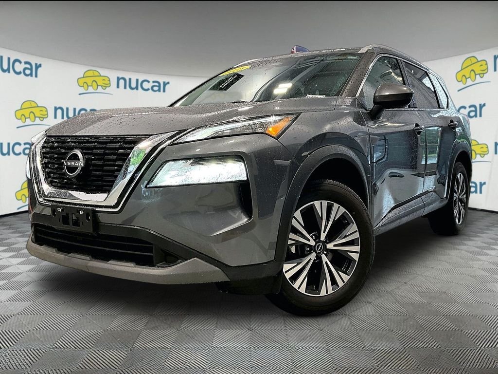 Used 2023 Gray Nissan SV image 3
