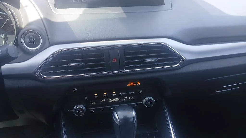 Used 2023 Silver Mazda Grand Touring image 12