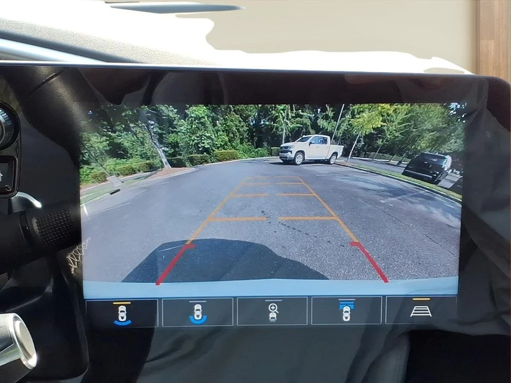 Certified Used 2020 White Chevrolet Stingray image 4