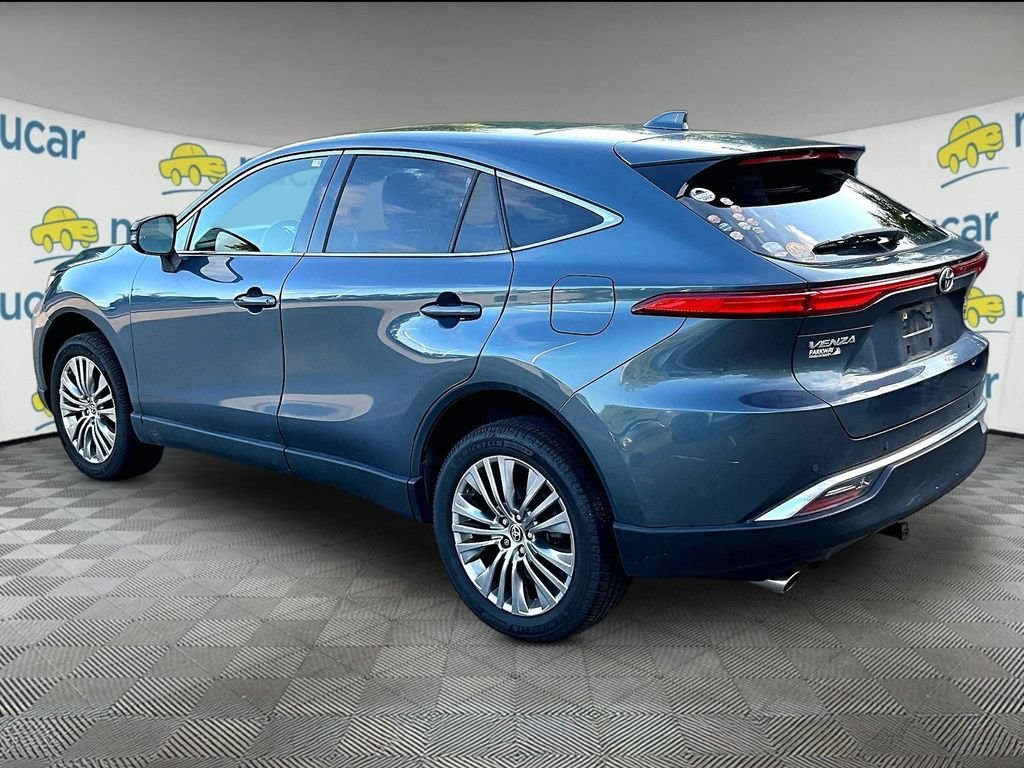 Used 2022 Gray Toyota Limited image 5