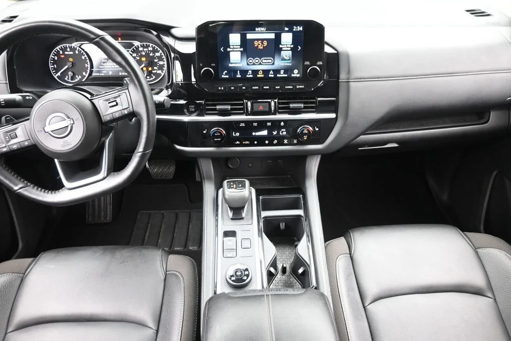 Used 2025 Blue Nissan SL image 16