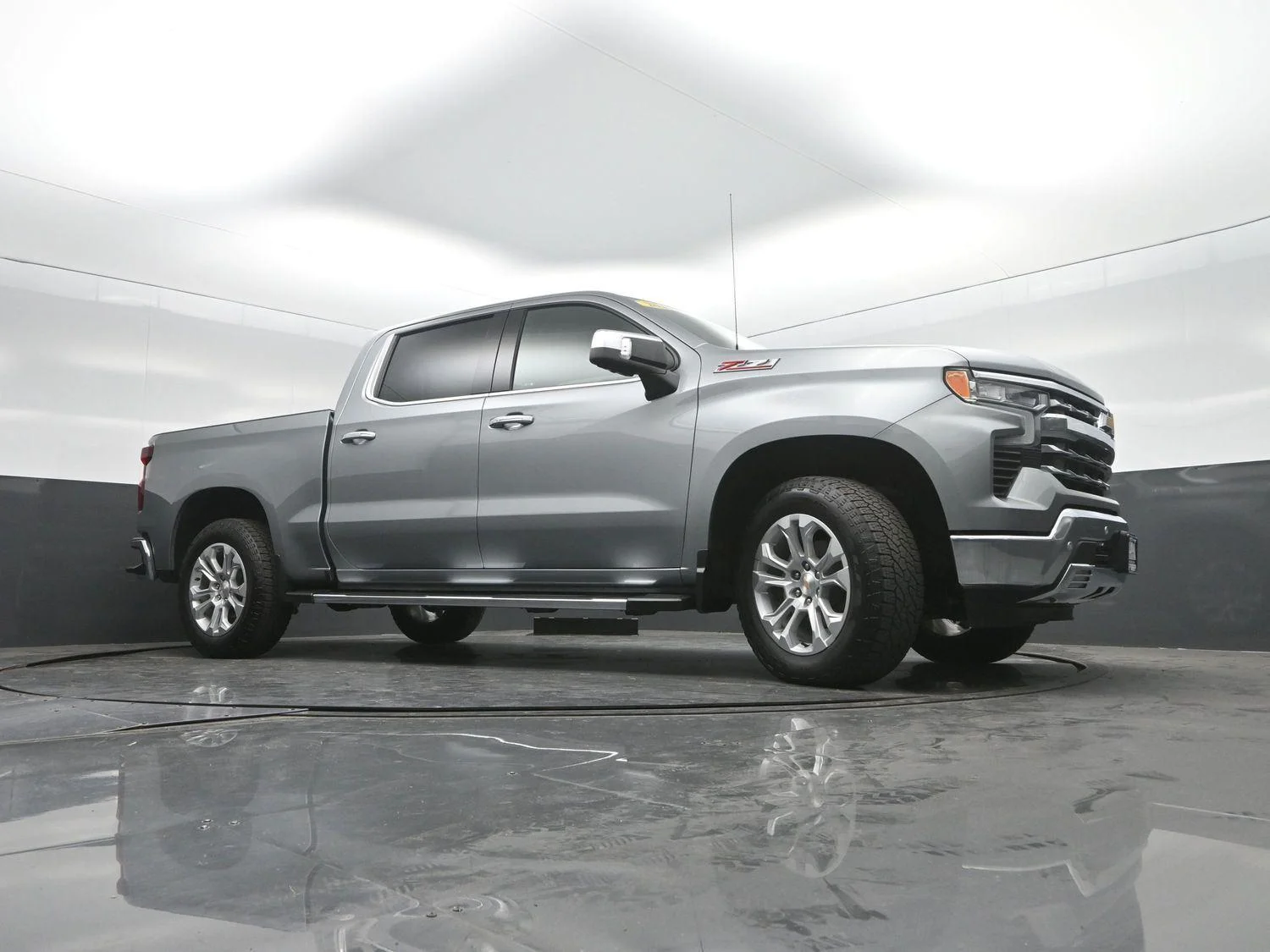 Used 2025 Sterling Gray Metallic Chevrolet LTZ image 42
