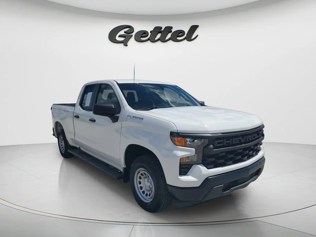 Used 2023 SUMMIT WHITE Chevrolet Work Truck image 3