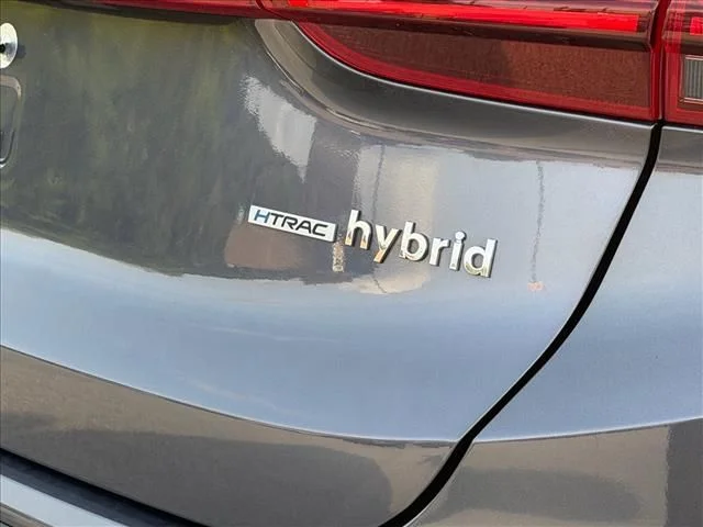 Used 2022 Blue Hyundai SEL Premium image 19
