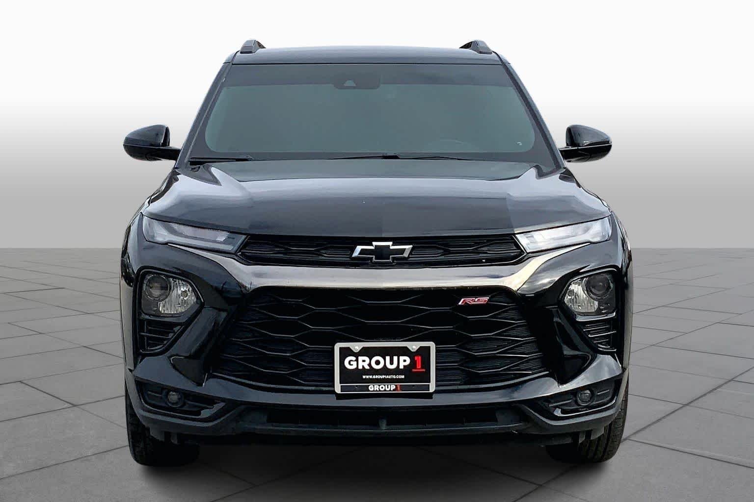 Used 2021 Mosaic Black Metallic Chevrolet RS image 4