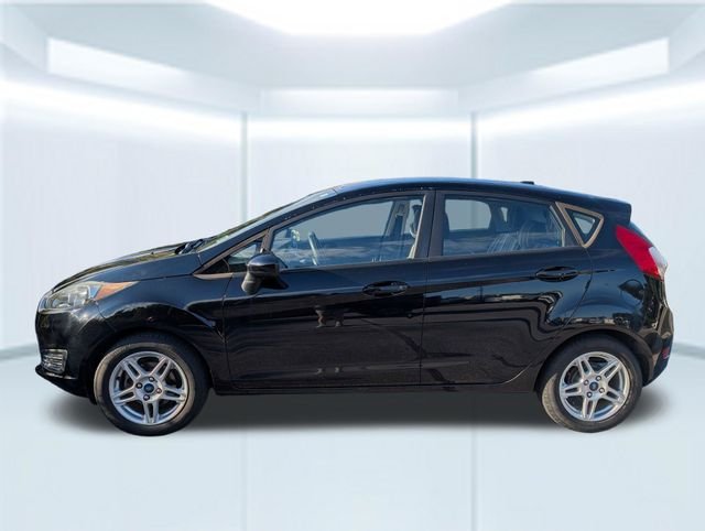 Used 2019 Black Ford SE image 2