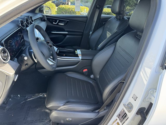 New 2027 Polar White Mercedes-Benz GLC 300 image 2