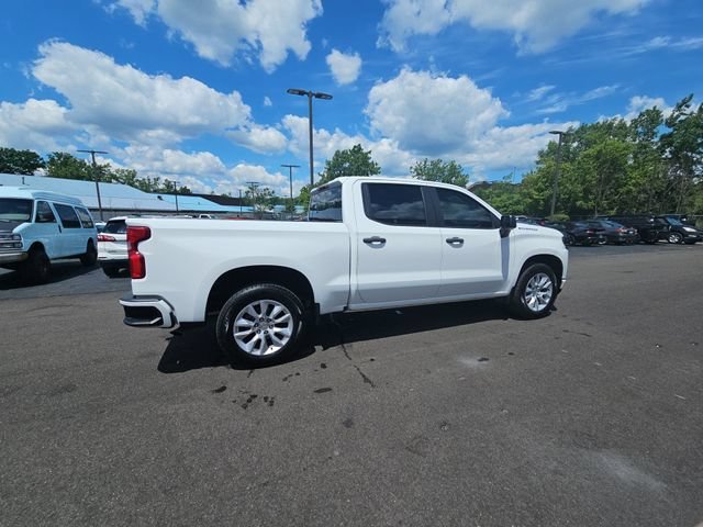 Used 2022 Summit White Chevrolet Custom image 10