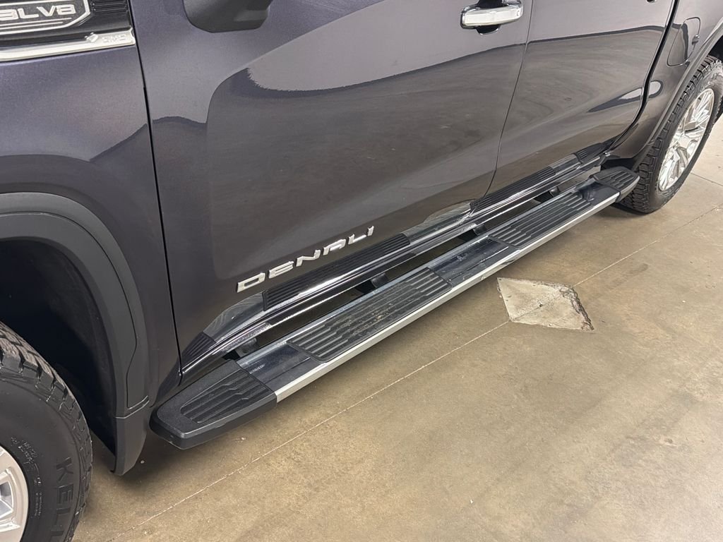 Used 2024 Silver GMC Denali image 11