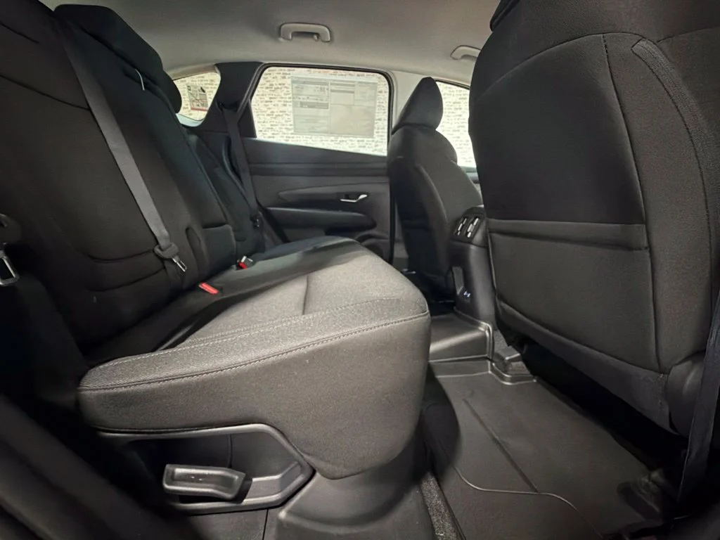 New 2026 Amazon Gray Hyundai SEL image 13