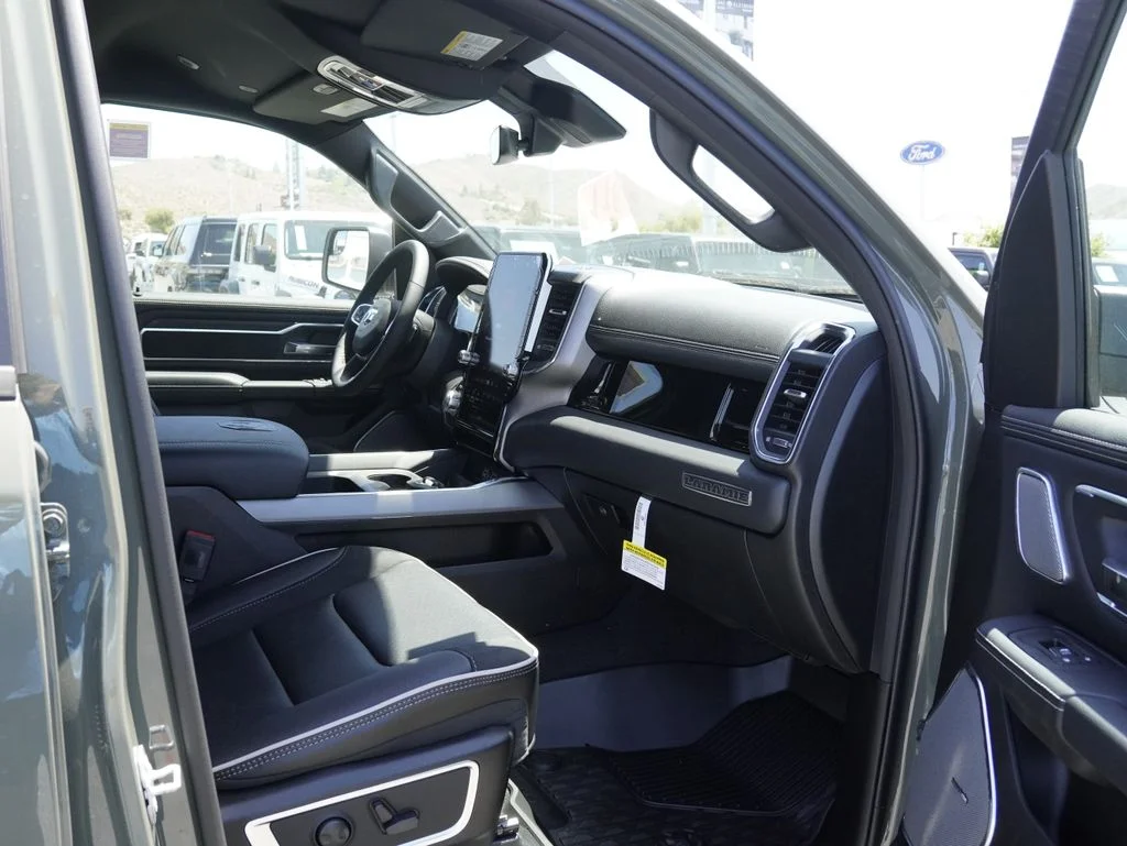 New 2026 Canyon Lake Exterior Paint RAM Laramie image 21