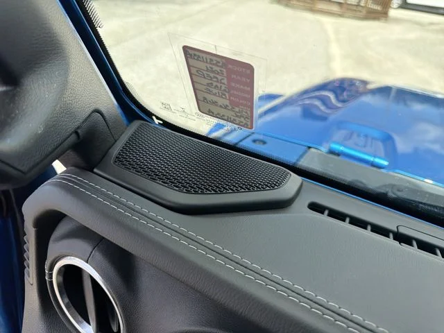 Used 2021 Blue Jeep Overland image 22