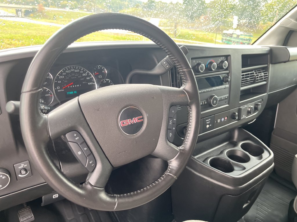 Used 2023 White GMC Work Van image 14