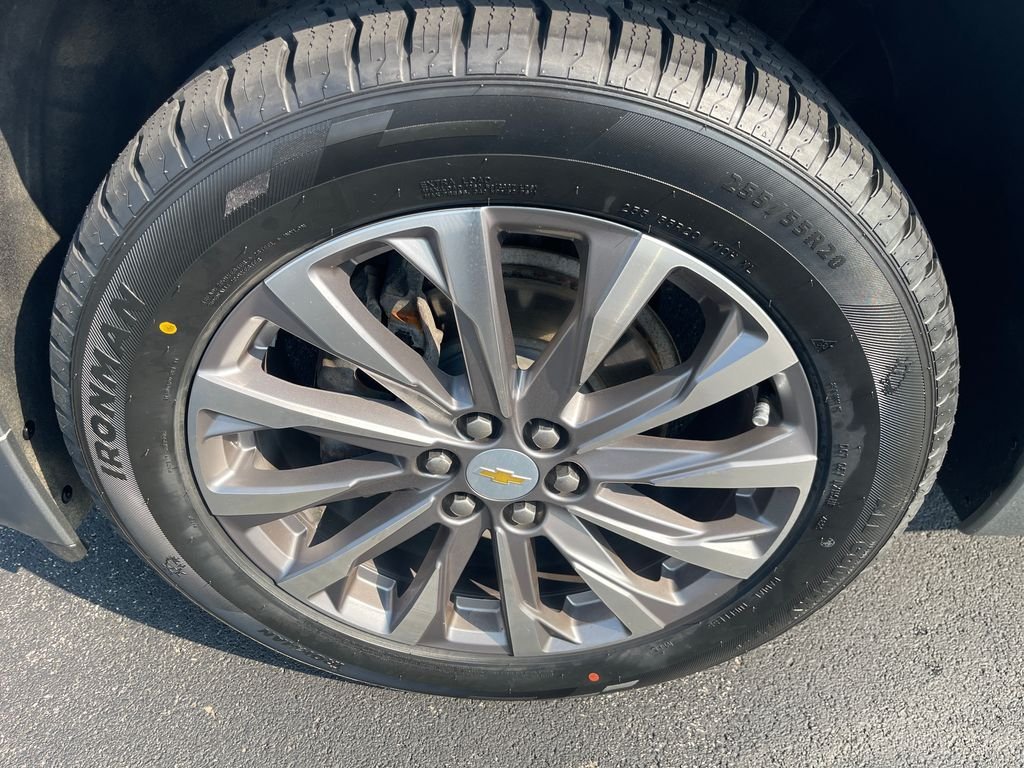 Used 2023 Gray Chevrolet Premier image 10
