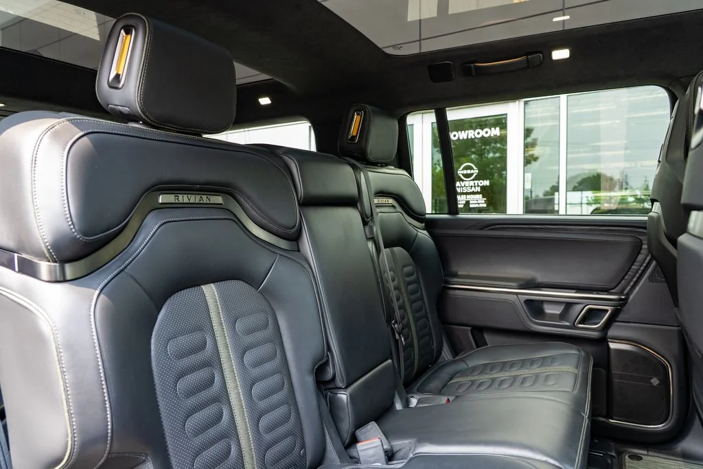 Used 2024 Black Rivian Adventure image 22