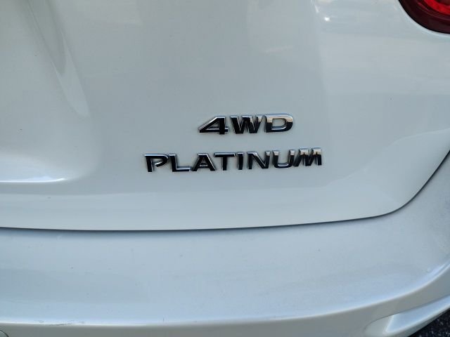 Used 2020 White Nissan Platinum image 35