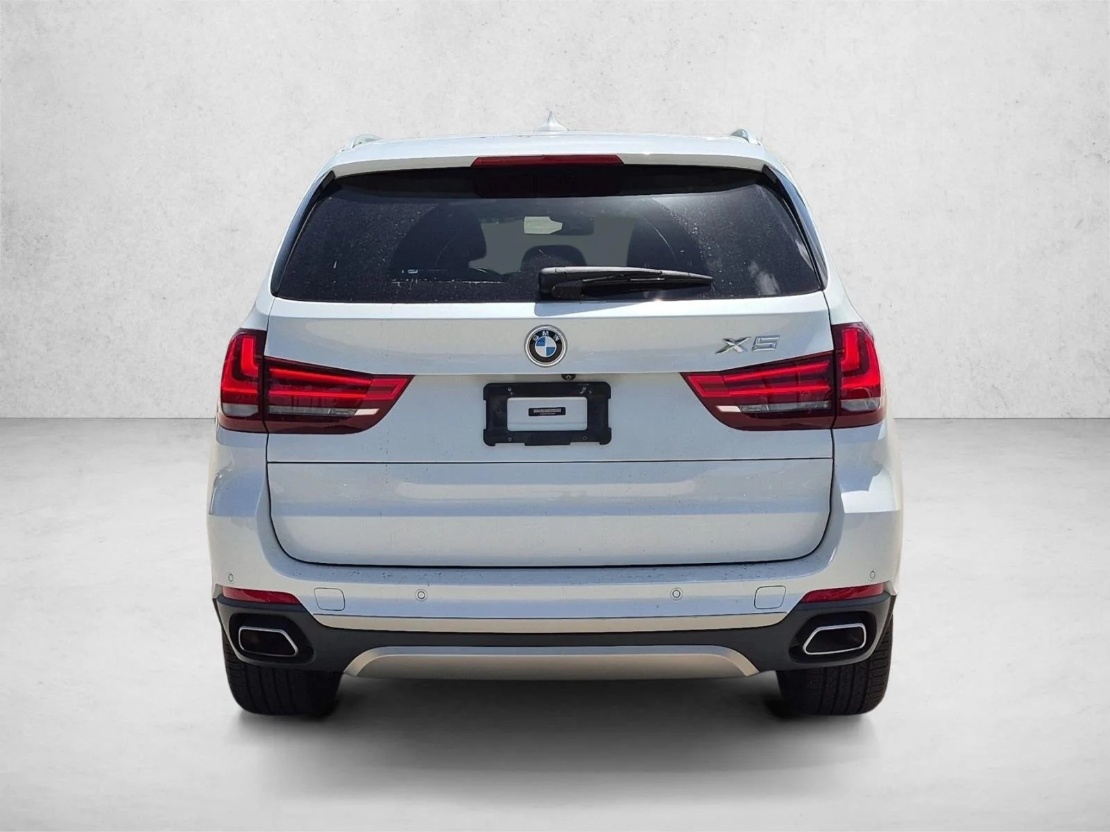Used 2018 Mineral White Metallic BMW sDrive35i image 7