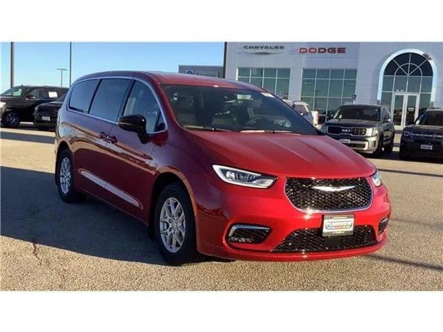 New 2026 Red Hot Pearl-Coat  Paint Chrysler SELECT image 4