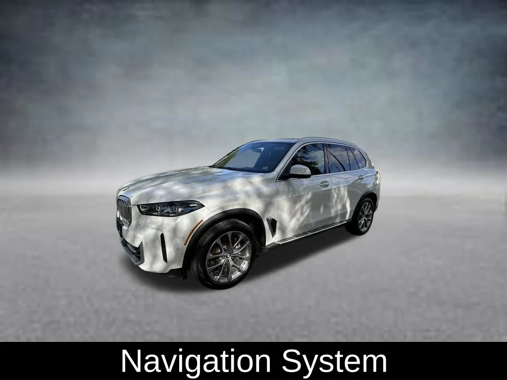 Used 2025 White BMW xDrive40i image 3