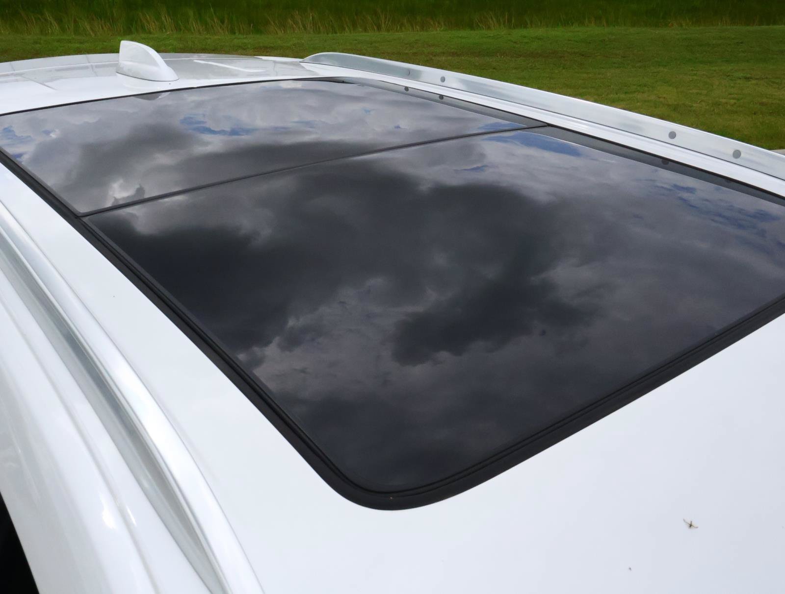 Certified Used 2024 Crystal White Tricoat Cadillac Premium Luxury image 12