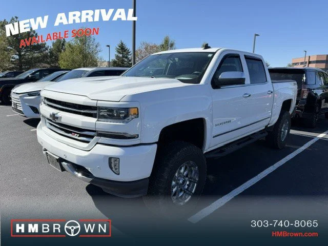Used 2018 Summit White Chevrolet LTZ image 2