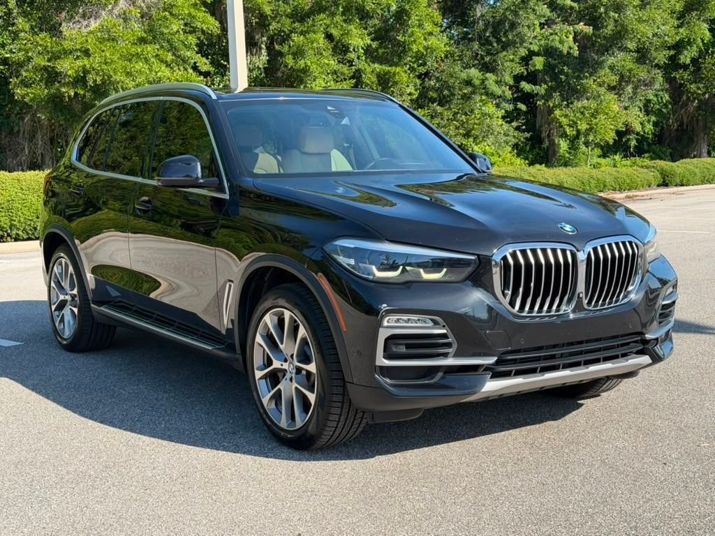 Used 2020 Black BMW xDrive40i image 7