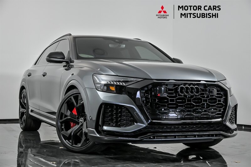 2023 Audi RS Q8 Base