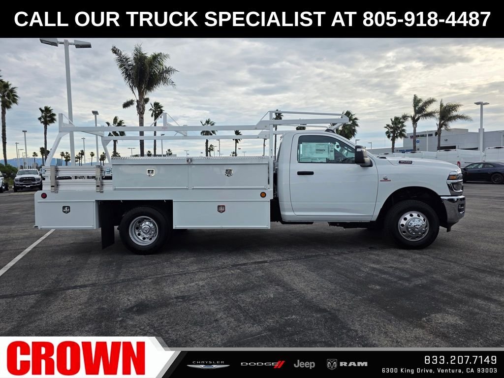 2025 RAM 3500 Chassis Tradesman - Photo 9
