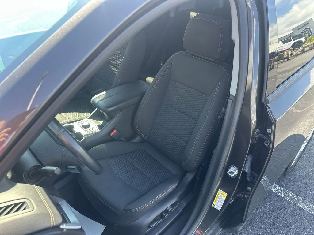 Used 2020 Gray GMC SLE image 17