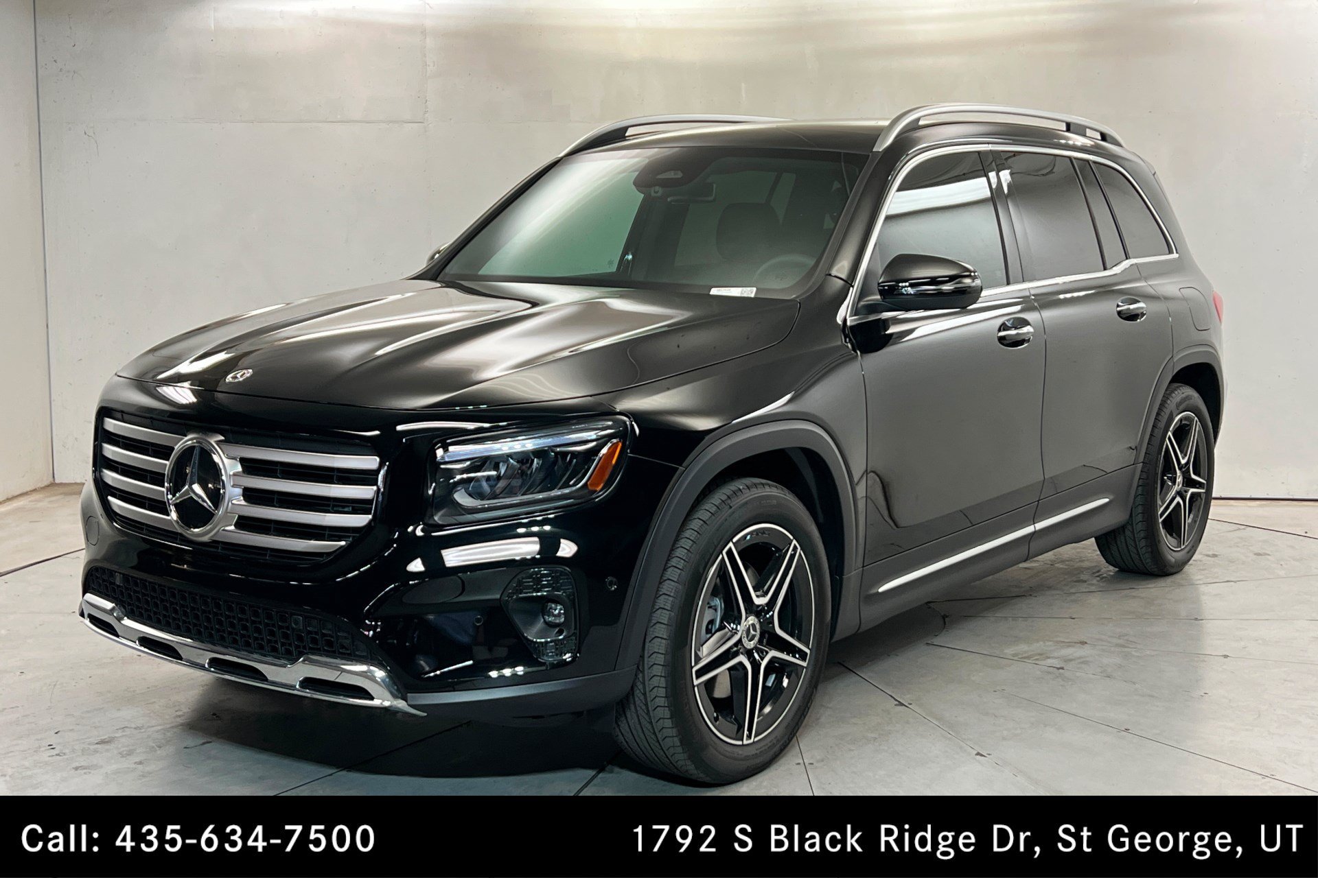 New 2026 Night Black Mercedes-Benz GLB 250 image 27