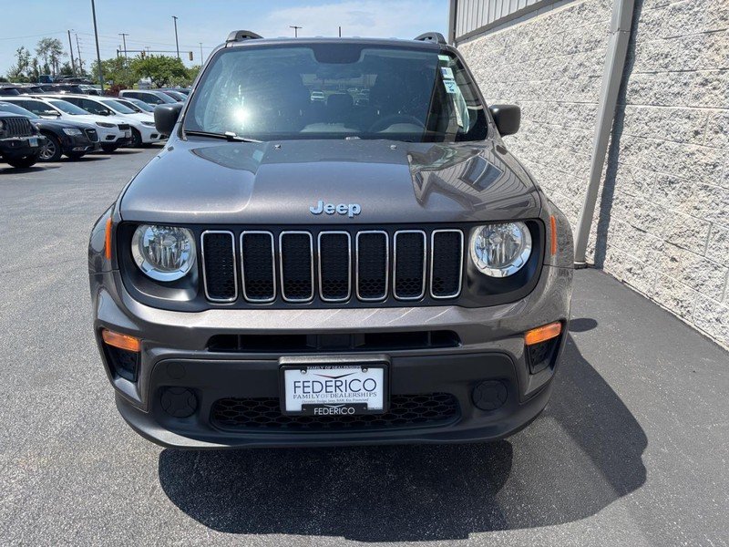 Used 2020 Granite Crystal Metallic Clearcoat Jeep Sport FWD image 12
