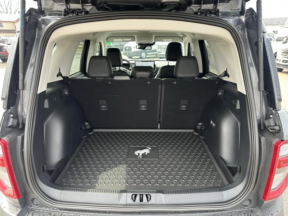 New 2026 Grey Ford Outer Banks image 7