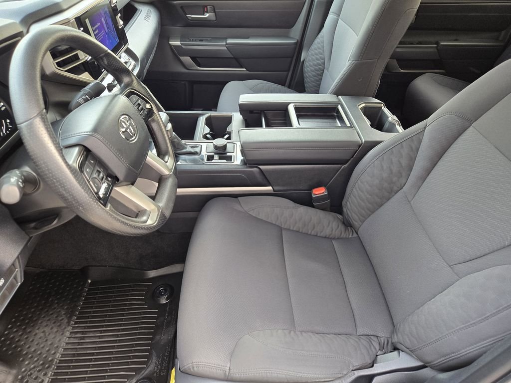 2024 Toyota Tundra SR5 - Photo 8