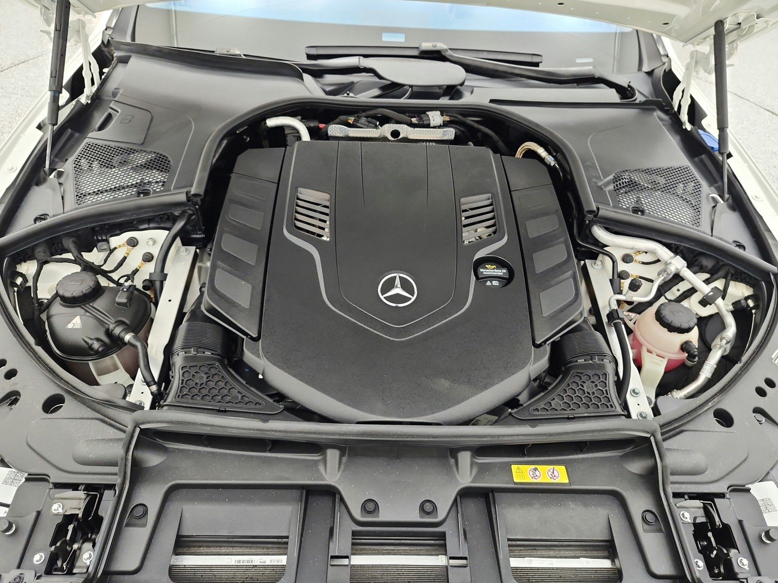 Certified Used 2021 designo Diamond White Mercedes-Benz S 580 4MATIC® Sedan image 17