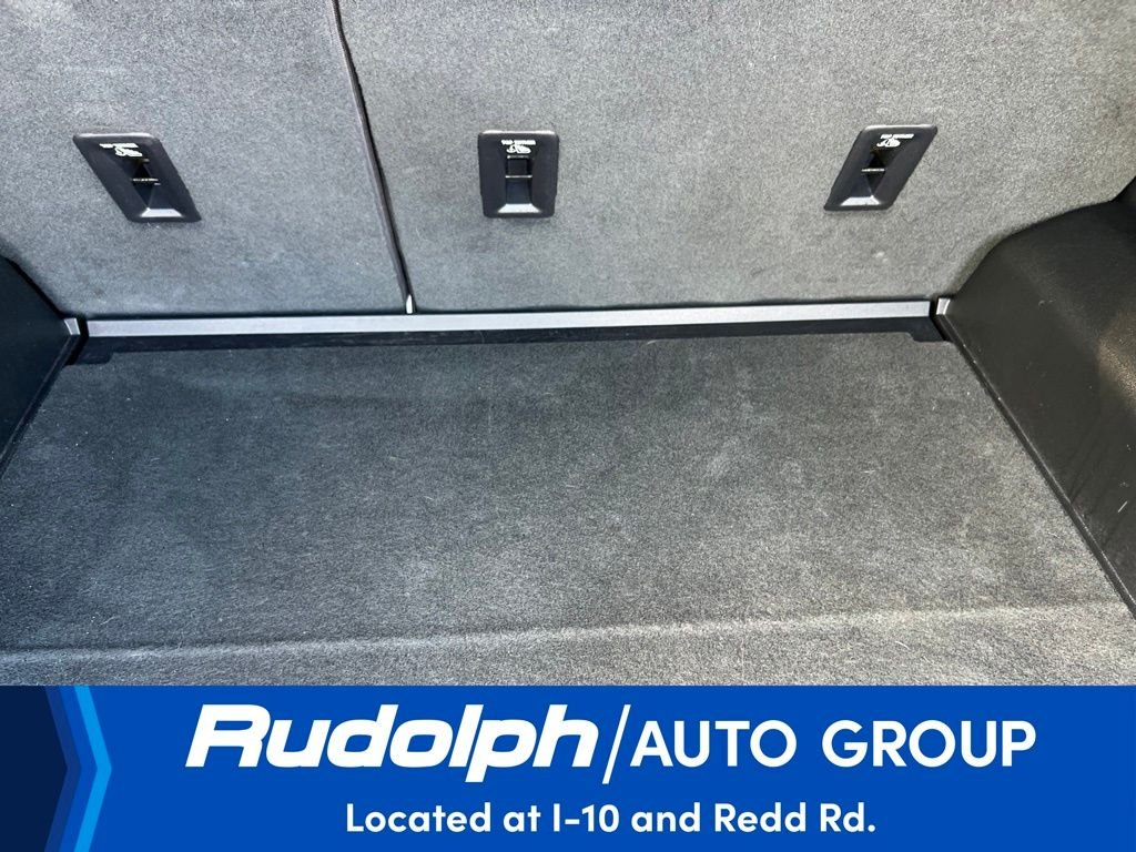 Used 2026 White Chevrolet LT image 31