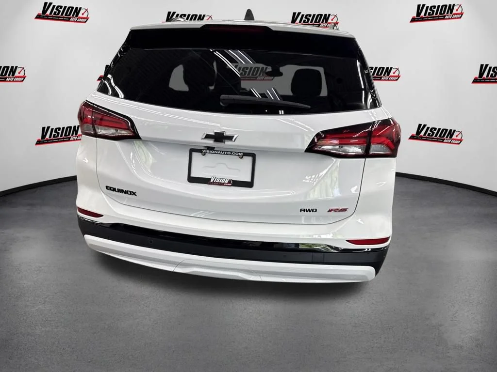 Used 2024 Summit White Chevrolet RS image 6