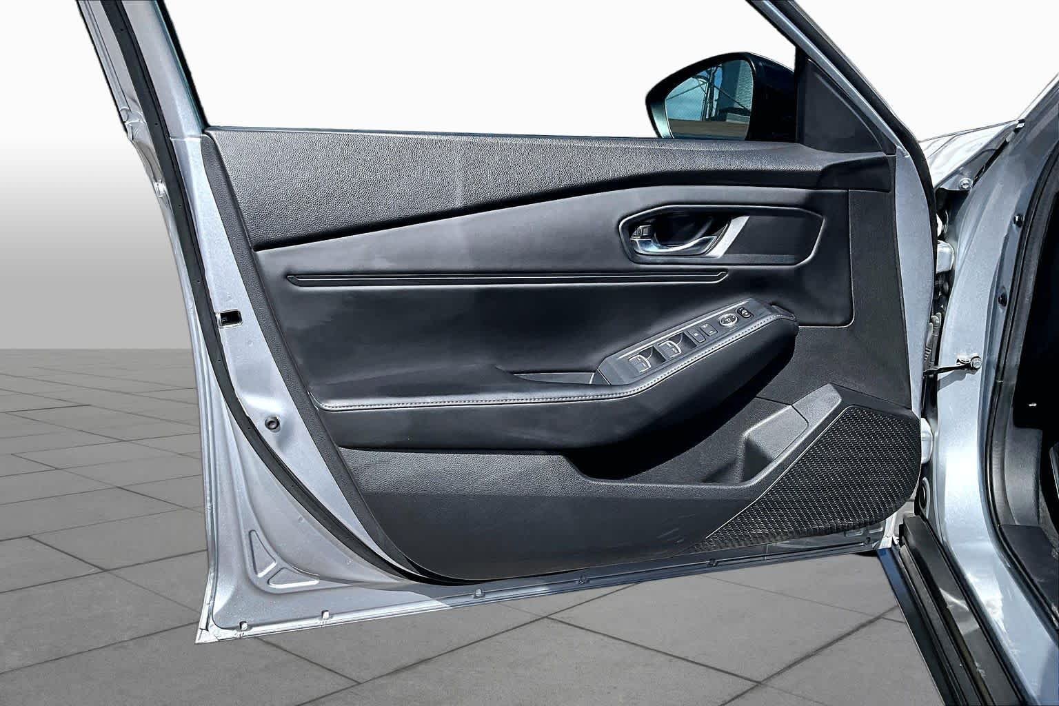 Used 2023 Lunar Silver Metallic Honda Sport image 22