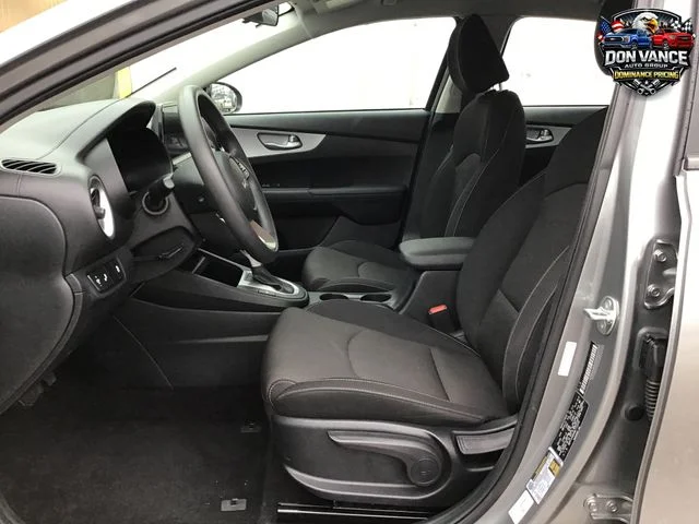 Used 2024 Gray Kia LXS image 9