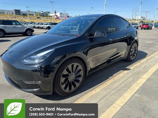 Used 2025 Black Tesla  image 3