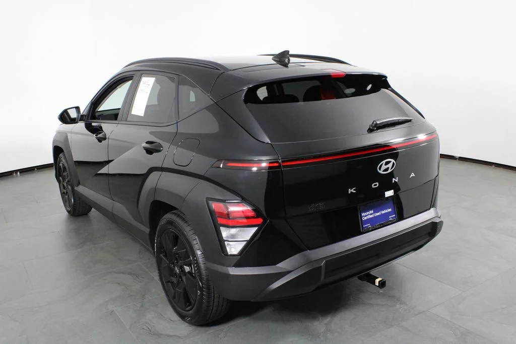 Used 2026 Black Hyundai SEL Sport image 4
