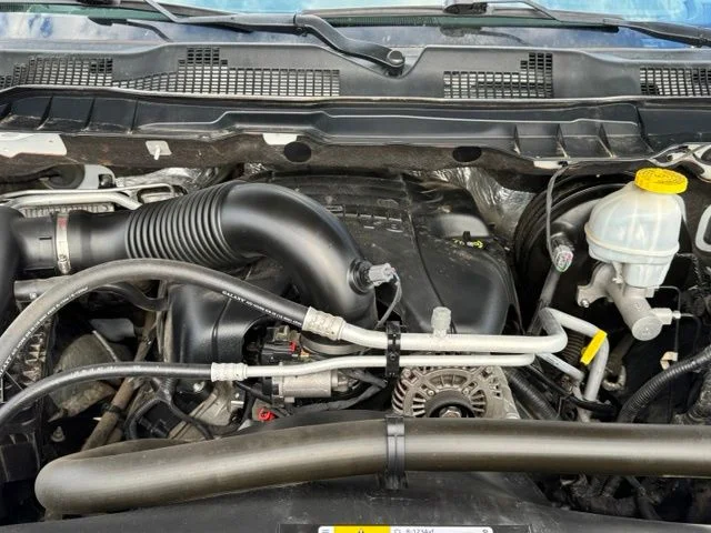 Used 2019 White Ram SLT image 29